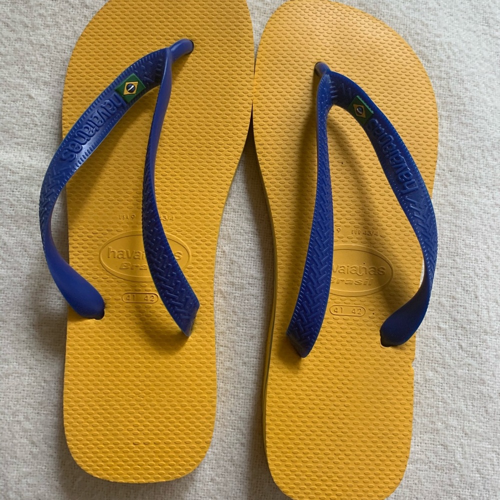 ❗️SALE❗️Men’s Havaianas Flip Flops Size 8